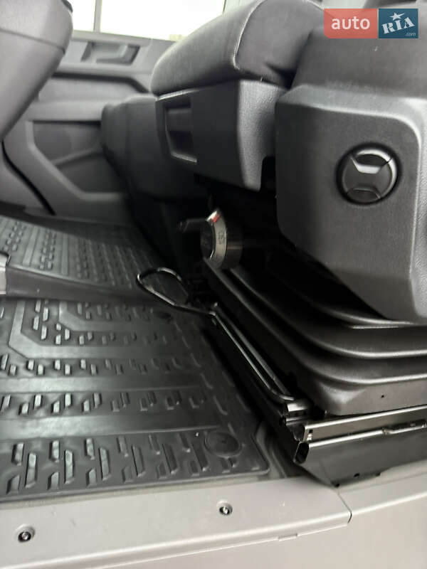 Грузовой фургон Volkswagen Crafter 2021 в Киеве