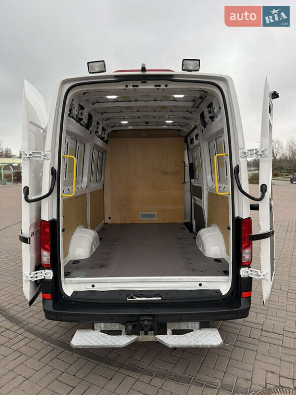 Грузовой фургон Volkswagen Crafter 2021 в Киеве