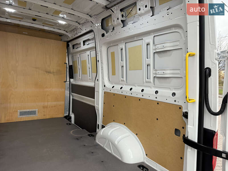 Грузовой фургон Volkswagen Crafter 2021 в Киеве