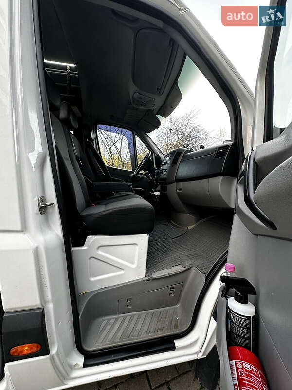 Мікроавтобус Volkswagen Crafter 2015 в Рівному фото 27 Мікроавтобус Volkswagen Crafter 2015 в Рівному