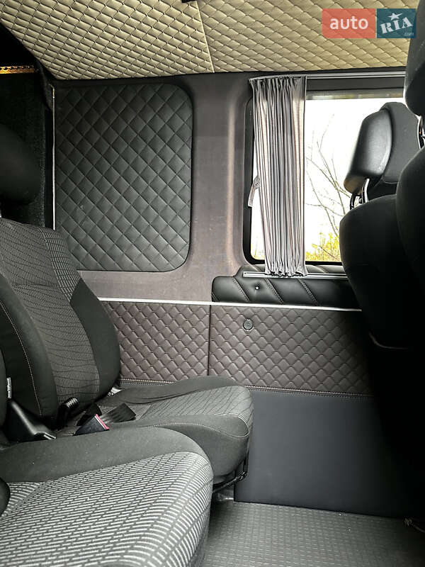 Мікроавтобус Volkswagen Crafter 2015 в Рівному фото 30 Мікроавтобус Volkswagen Crafter 2015 в Рівному