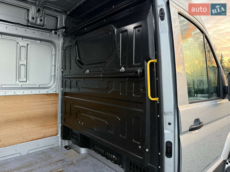 Грузовой фургон Volkswagen Crafter 2018 в Дубно