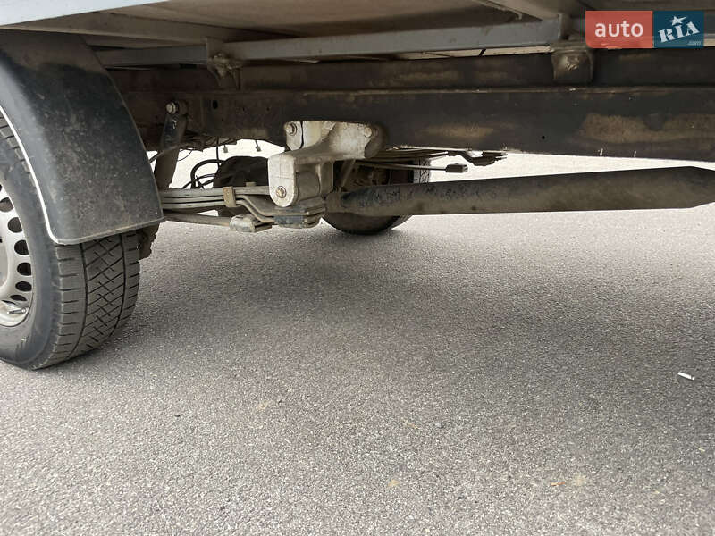 Борт Volkswagen Crafter 2009 в Любарі