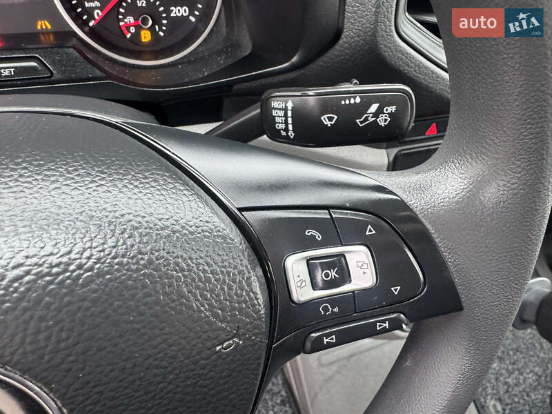 Грузопассажирский фургон Volkswagen Crafter 2019 в Ровно