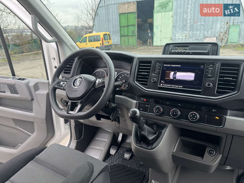 Грузопассажирский фургон Volkswagen Crafter 2019 в Ровно