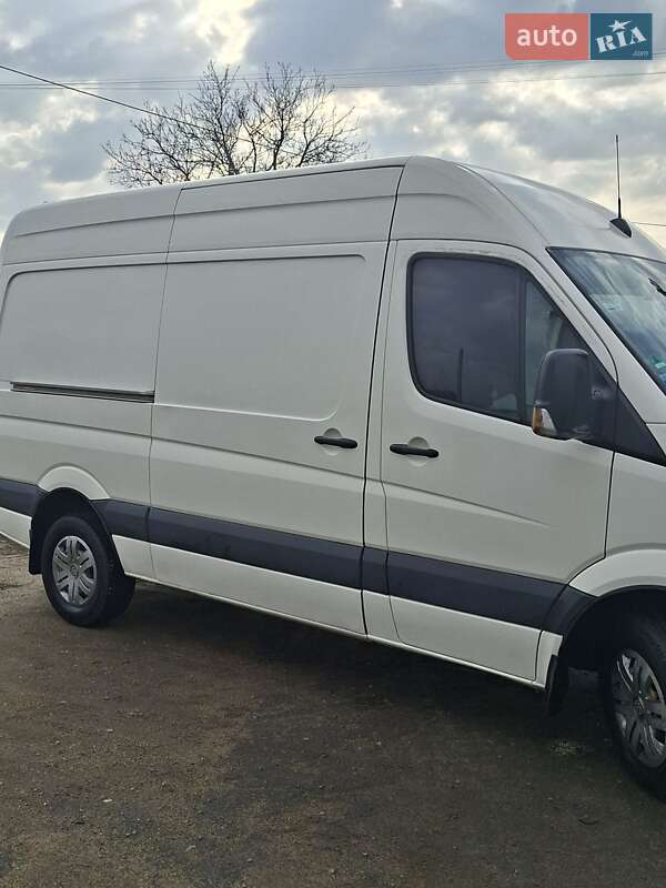 Вантажний фургон Volkswagen Crafter 2008 в Врадіївці