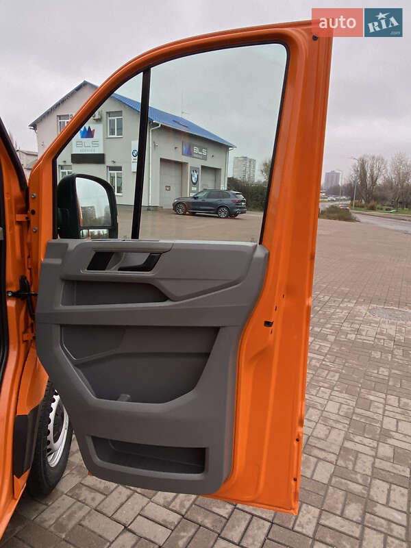 Грузовой фургон Volkswagen Crafter 2020 в Киеве