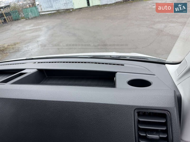 Вантажопасажирський фургон Volkswagen Crafter 2020 в Рівному