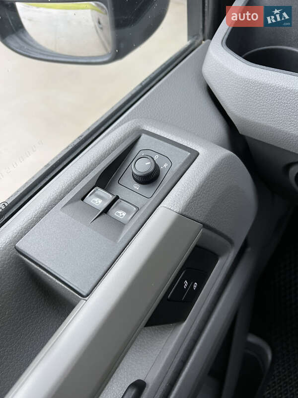 Вантажний фургон Volkswagen Crafter 2022 в Луцьку