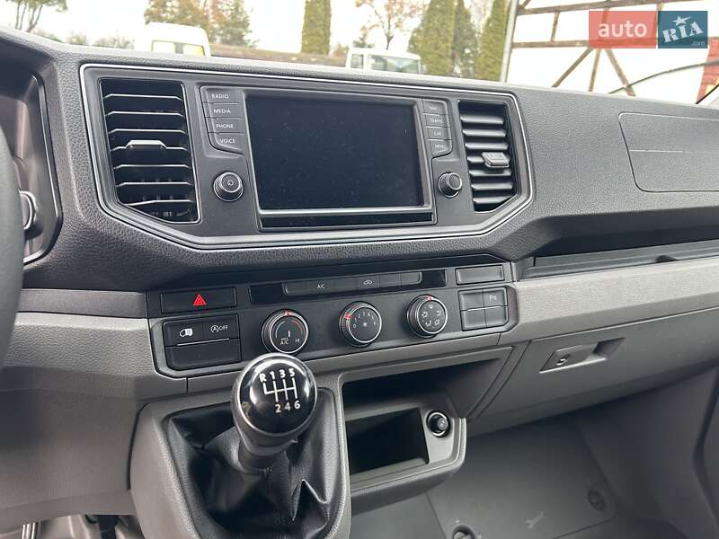 Вантажний фургон Volkswagen Crafter 2018 в Рівному