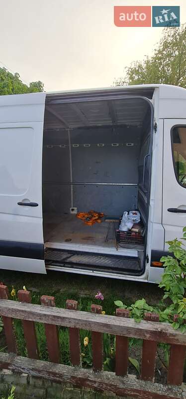 Грузовой фургон Volkswagen Crafter 2012 в Луцке