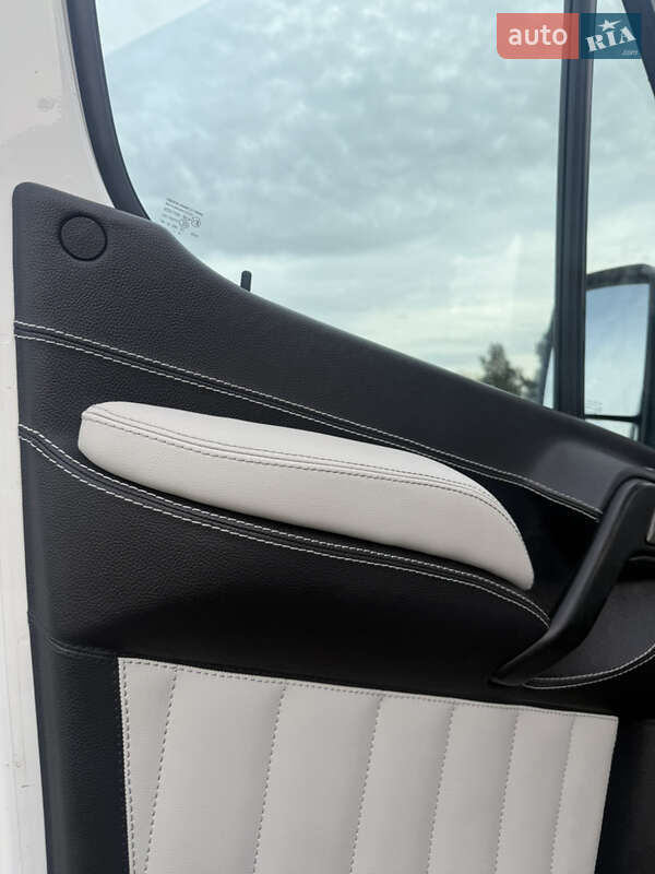 Мікроавтобус Volkswagen Crafter 2015 в Ізмаїлі