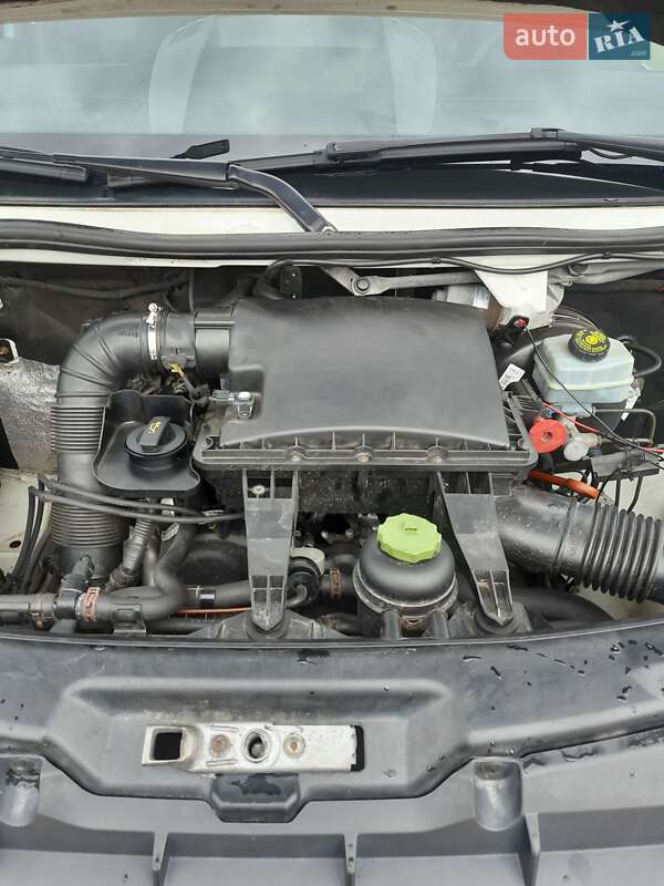 Мікроавтобус Volkswagen Crafter 2011 в Тячеві