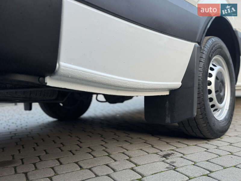 Вантажний фургон Volkswagen Crafter 2012 в Іршаві фото 20 Вантажний фургон Volkswagen Crafter 2012 в Іршаві