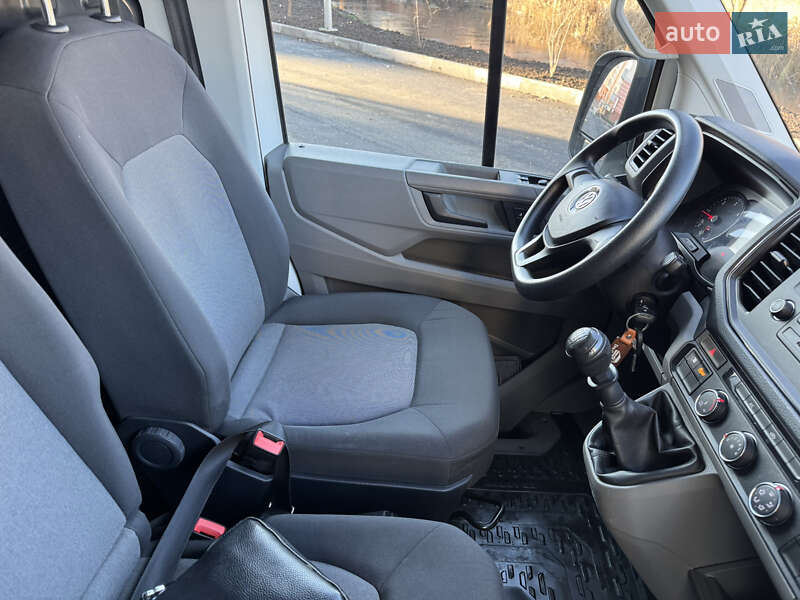 Вантажний фургон Volkswagen Crafter 2018 в Вінниці