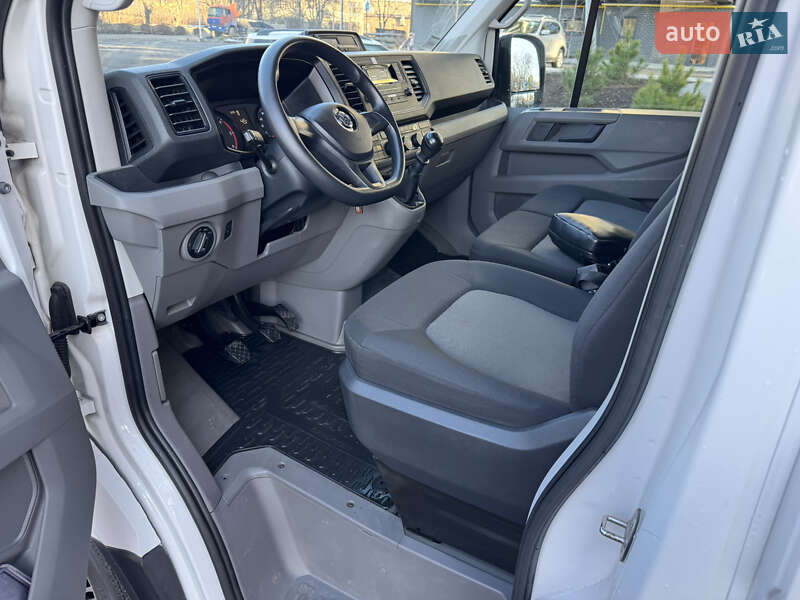 Вантажний фургон Volkswagen Crafter 2018 в Вінниці