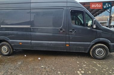 Вантажний фургон Volkswagen Crafter 2012 в Верховині