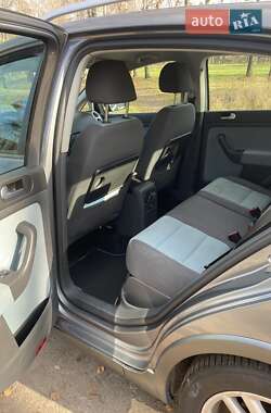 Хэтчбек Volkswagen Cross Golf 2007 в 
