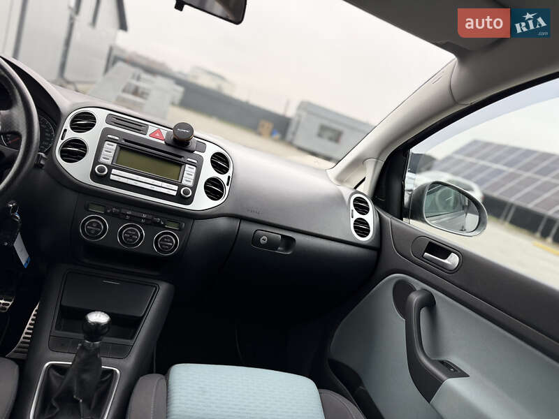 Хэтчбек Volkswagen Cross Golf 2007 в Владимире фото 32 Хэтчбек Volkswagen Cross Golf 2007 в Владимире