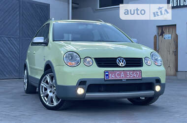 Хэтчбек Volkswagen Cross Polo 2005 в Дрогобыче