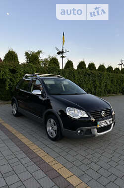 Хэтчбек Volkswagen Cross Polo 2008 в Стрые