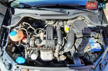 Хэтчбек Volkswagen Cross Polo 2011 в 