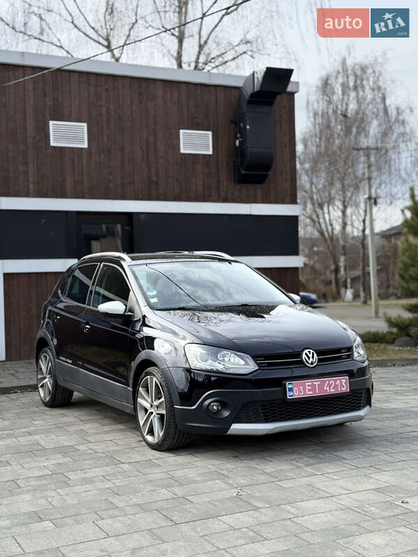 Хэтчбек Volkswagen Cross Polo 2012 в 