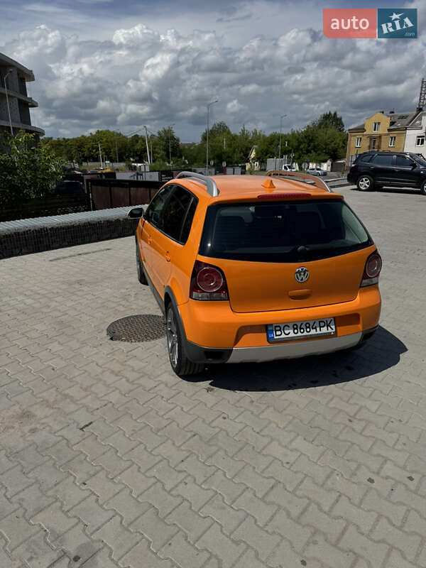Хэтчбек Volkswagen Cross Polo 2008 в Львове