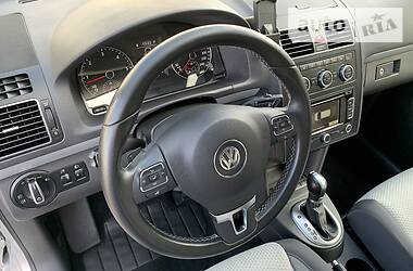 Минивэн Volkswagen Cross Touran 2015 в 