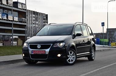 Минивэн Volkswagen Cross Touran 2009 в Дрогобыче