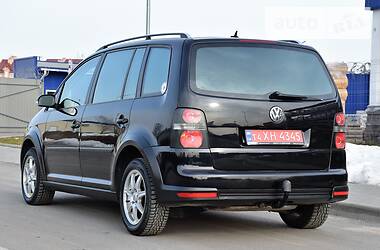 Минивэн Volkswagen Cross Touran 2009 в Дрогобыче