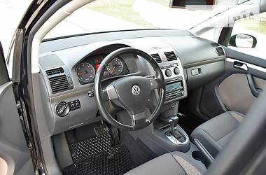 Минивэн Volkswagen Cross Touran 2009 в Дрогобыче