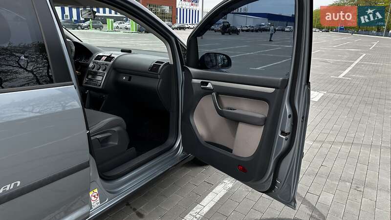 Минивэн Volkswagen Cross Touran 2009 в Одессе фото 17 Минивэн Volkswagen Cross Touran 2009 в Одессе