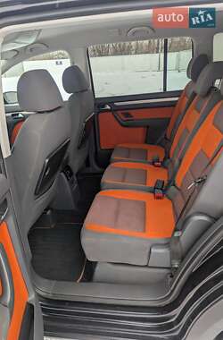 Мінівен Volkswagen Cross Touran 2008 в Києві