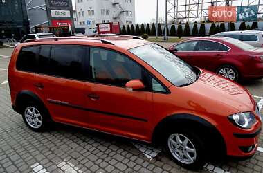 Минивэн Volkswagen Cross Touran 2008 в Львове