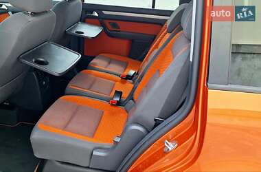 Минивэн Volkswagen Cross Touran 2008 в Львове