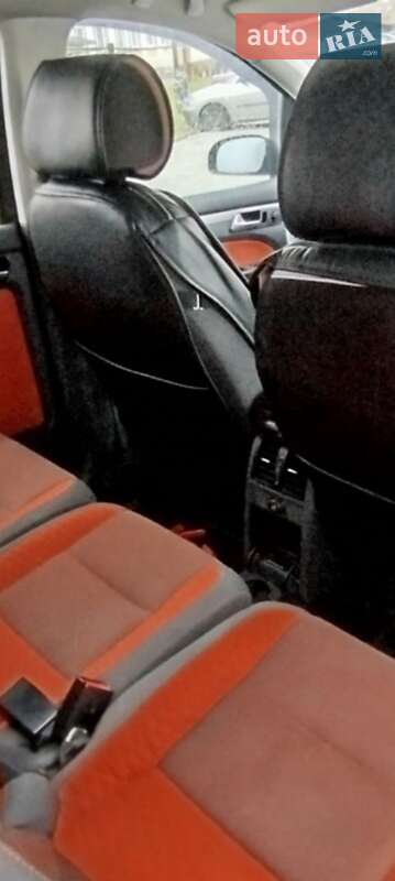 Мінівен Volkswagen Cross Touran 2007 в Луцьку фото 5 Мінівен Volkswagen Cross Touran 2007 в Луцьку