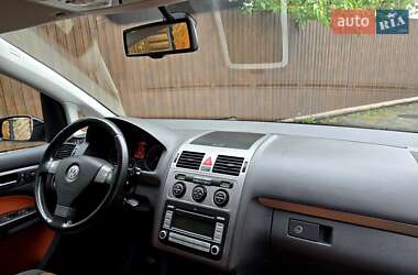 Мінівен Volkswagen Cross Touran 2008 в 