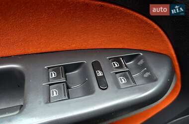 Мінівен Volkswagen Cross Touran 2008 в 