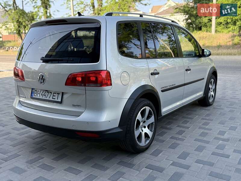 Минивэн Volkswagen Cross Touran 2011 в Одессе фото 5 Минивэн Volkswagen Cross Touran 2011 в Одессе