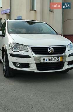 Минивэн Volkswagen Cross Touran 2010 в Новой Ушице