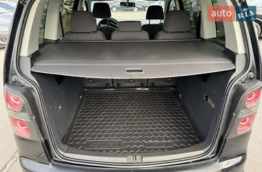 Мінівен Volkswagen Cross Touran 2007 в  фото 36 Мінівен Volkswagen Cross Touran 2007 в