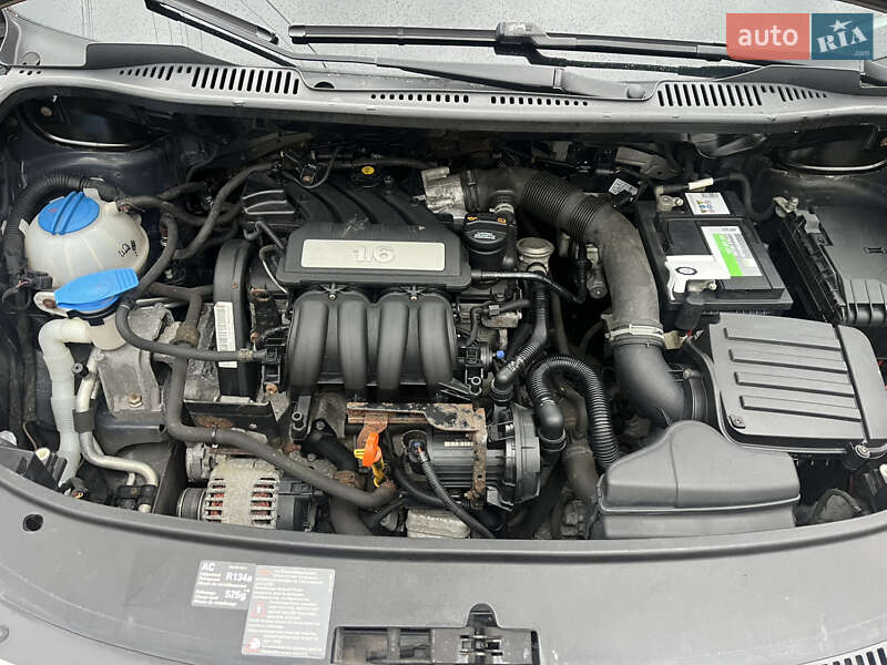 Минивэн Volkswagen Cross Touran 2008 в Ахтырке фото 32 Минивэн Volkswagen Cross Touran 2008 в Ахтырке