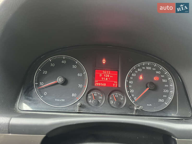 Минивэн Volkswagen Cross Touran 2008 в Ахтырке фото 36 Минивэн Volkswagen Cross Touran 2008 в Ахтырке