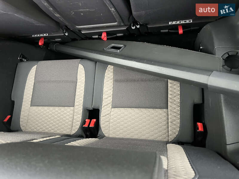 Минивэн Volkswagen Cross Touran 2008 в Ахтырке фото 66 Минивэн Volkswagen Cross Touran 2008 в Ахтырке