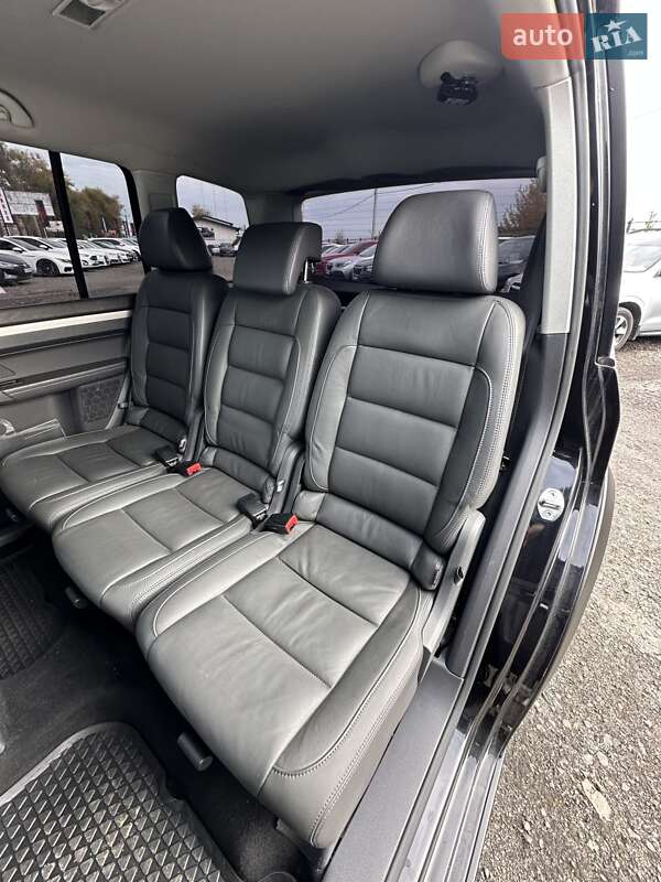 Минивэн Volkswagen Cross Touran 2009 в Белогородке фото 16 Минивэн Volkswagen Cross Touran 2009 в Белогородке