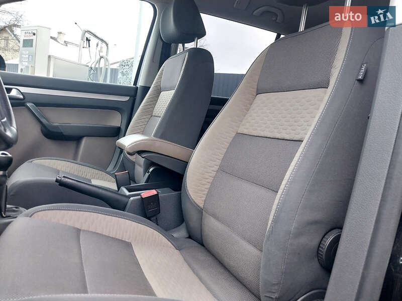 Минивэн Volkswagen Cross Touran 2008 в Самборе