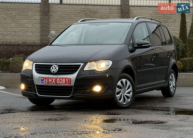 Volkswagen Cross Touran 2009 Volkswagen Cross Touran 2009
