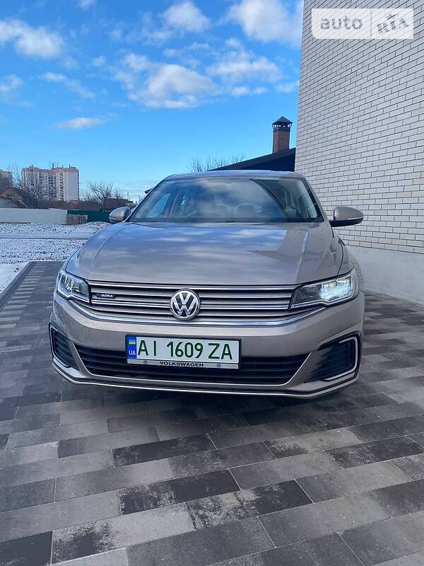 Седан Volkswagen e-Bora 2019 в Борисполе