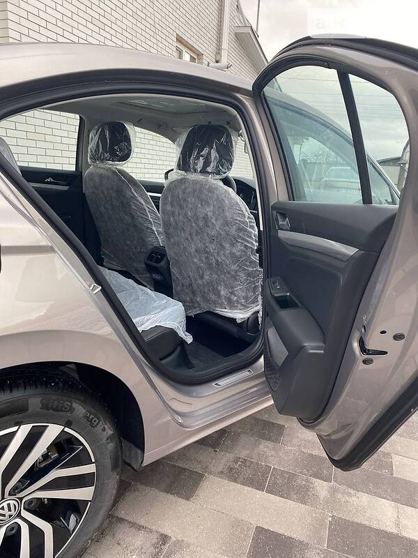 Седан Volkswagen e-Bora 2019 в Борисполе